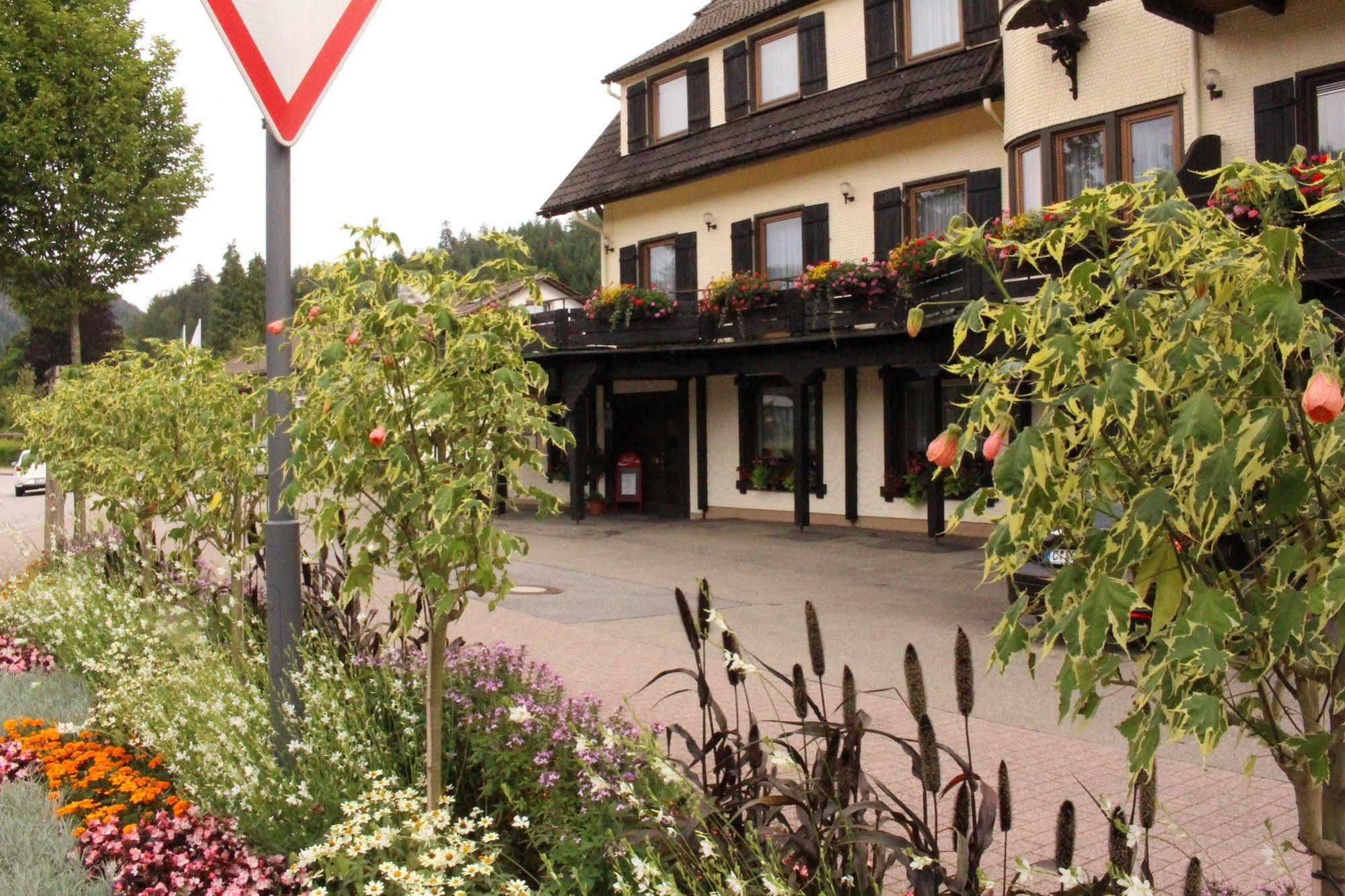 Garni Hotel Adler Post Baiersbronn Ngoại thất bức ảnh